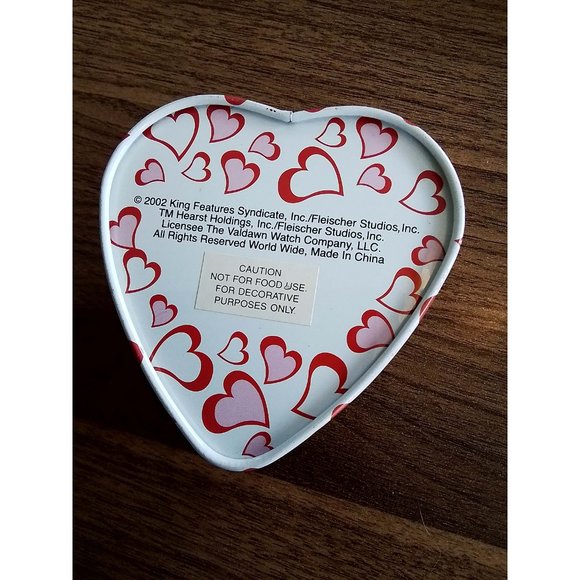 Betty Boop Red Strap Gold Tone Watch in Heart Tin - Picture 3 of 9